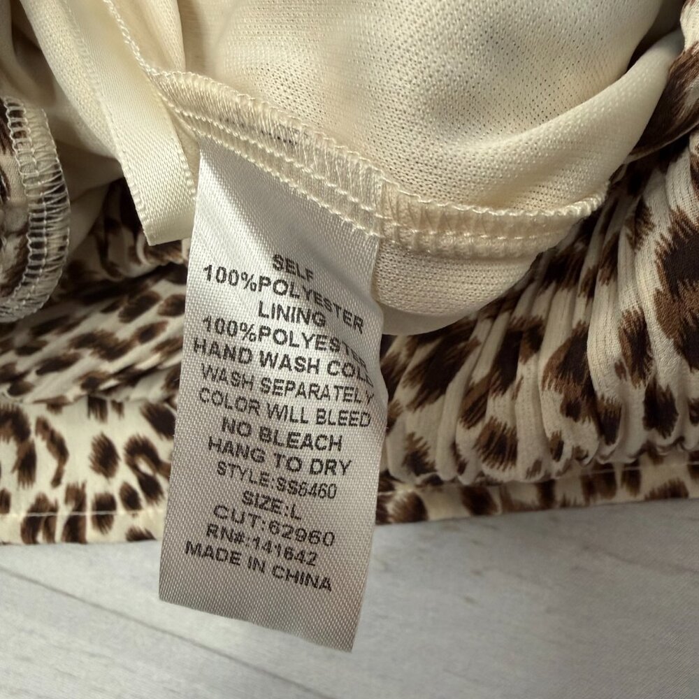 She + Sky Leopard Print Skort Skirt Built In Shorts Size Small - Picture 7 of 7